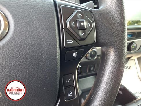 Used 2023 Toyota Tacoma SR AWD/4WD image 22