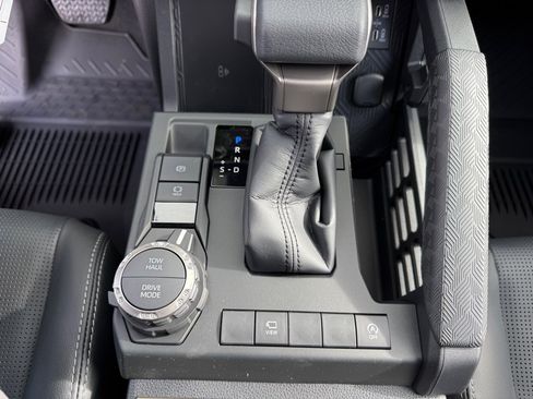 New 2026 Toyota 4Runner Limited image 19