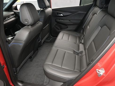 Used 2024 Buick Envista Sport Touring w/ Convenience I Package image 34