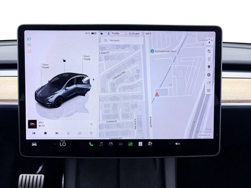Used 2022 Tesla Model Y Performance AWD/4WD image 4