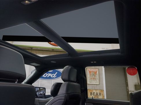 Used 2022 Ford F150 Platinum w/ Equipment Group 701A High image 29