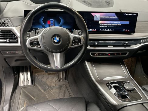 Used 2024 BMW X5 xDrive40i w/ M Sport Package image 10