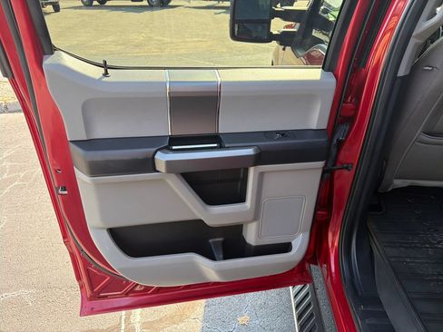 Used 2020 Ford F150 XLT w/ Equipment Group 302A Luxury AWD/4WD image 39