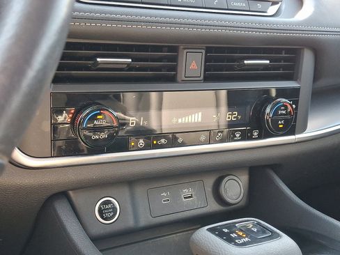 Certified 2023 Nissan Rogue SV w/ SV Premium B Package AWD/4WD image 19