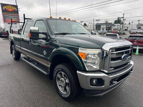 Used 2011 Ford F250 Lariat w/ Lariat Ultimate Pkg image 4