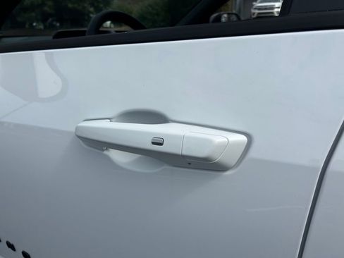 New 2026 Chevrolet Equinox LT w/ Midnight Edition image 23