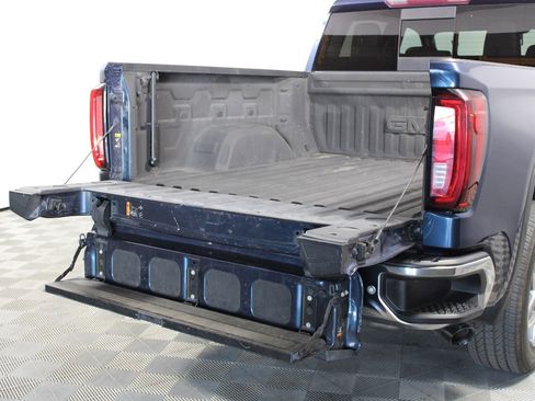 Used 2021 GMC Sierra 1500 SLT w/ SLT Premium Plus Package RWD image 58