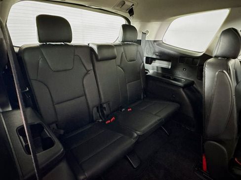 Certified 2024 Kia Telluride S w/ S Sunroof Package AWD/4WD image 28