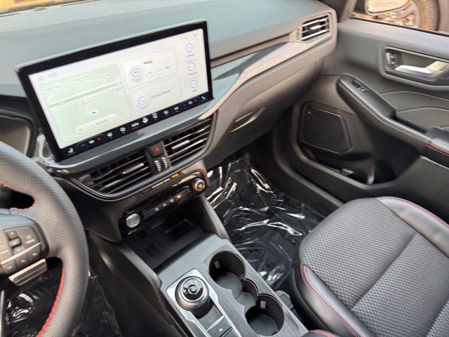 Certified 2023 Ford Escape ST-Line w/ Tech Pack #1 AWD/4WD image 22