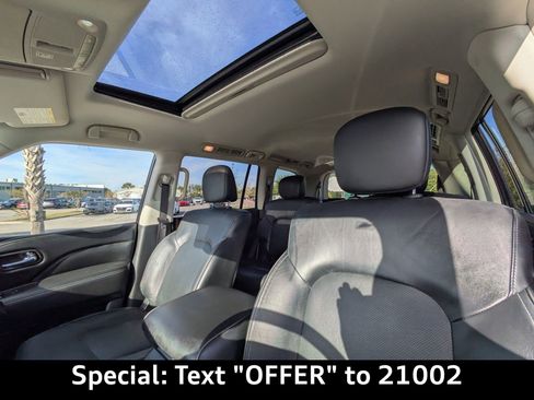 Used 2019 INFINITI QX80 Luxe image 22