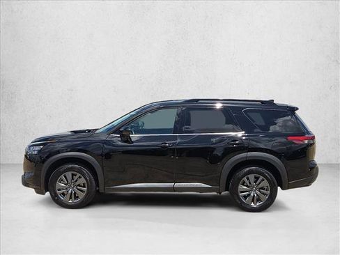 Used 2025 Nissan Pathfinder SV FWD image 9