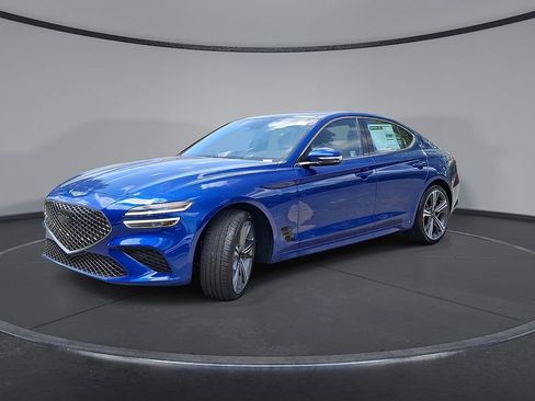 Used 2025 Genesis G70 2.5T w/ Sport Prestige Package image 10