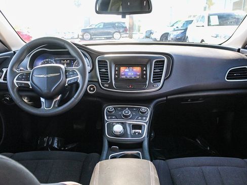 Used 2015 Chrysler 200 Limited image 14