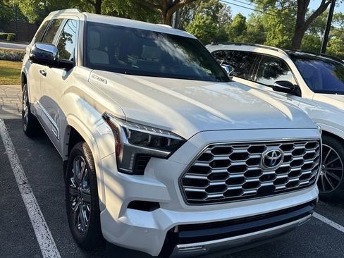 Used 2024 Toyota Sequoia Capstone image 2