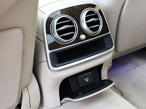 Used 2015 Mercedes-Benz S 550 Sedan image 22