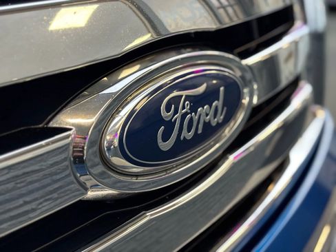 Used 2011 Ford F150 XLT w/ XLT Convenience Pkg image 15