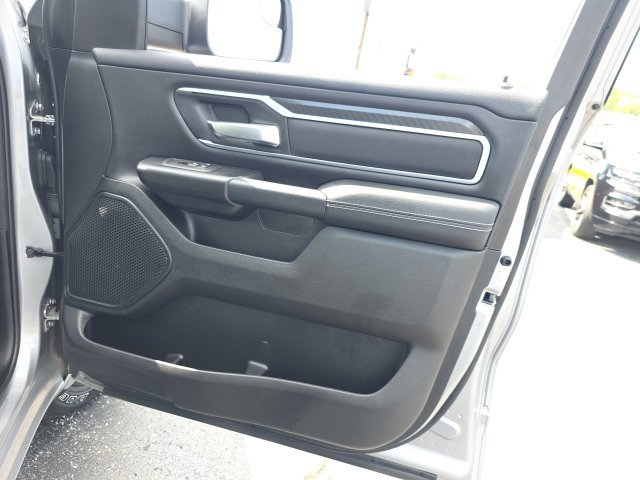 Used 2025 RAM 1500 Big Horn AWD/4WD image 32