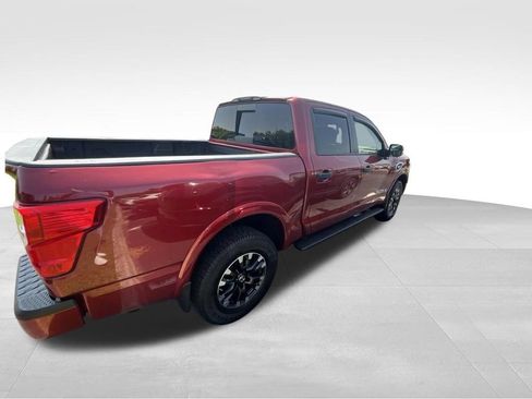 Used 2017 Nissan Titan PRO-4X AWD/4WD image 15