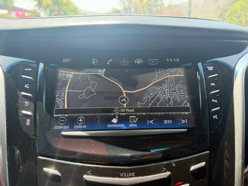 Used 2017 Cadillac Escalade Premium Luxury AWD/4WD image 26