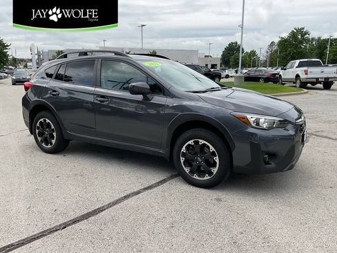 Used 2022 Subaru Crosstrek 2.0i Premium w/ Moonroof Package AWD/4WD image 1