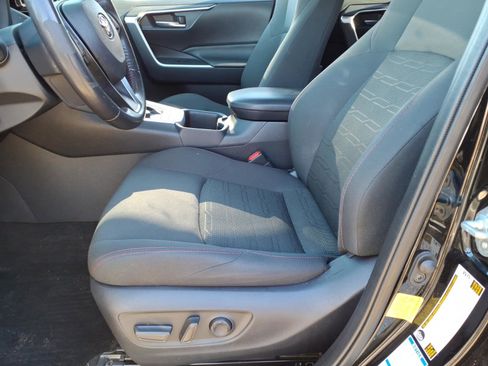 Certified 2022 Toyota RAV4 SE w/ Weather & Moonroof Package image 9