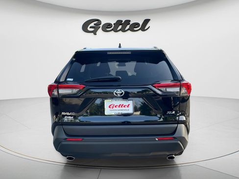 Certified 2025 Toyota RAV4 XLE FWD image 6