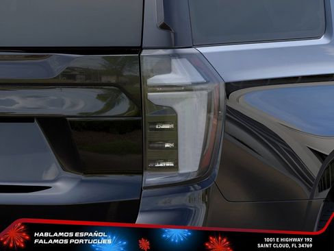 New 2026 Chevrolet Suburban LT w/ Comfort Package AWD/4WD image 17