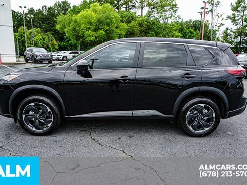 Used 2024 Nissan Rogue SV FWD image 7
