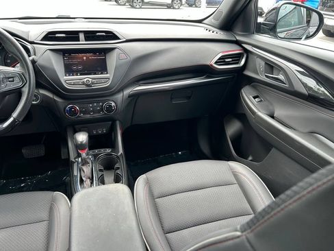 Used 2023 Chevrolet TrailBlazer RS FWD image 11