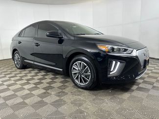 Used 2021 Hyundai Ioniq SE video 2