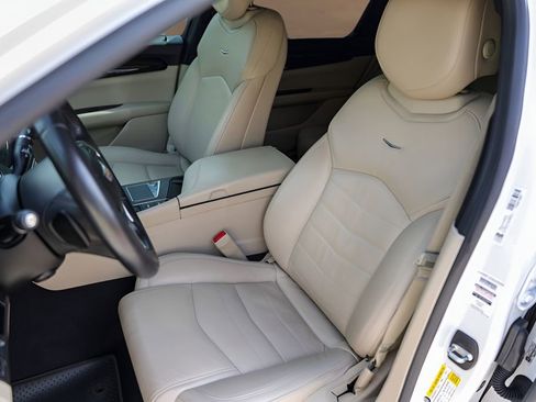 Used 2018 Cadillac CT6 2.0T RWD image 7