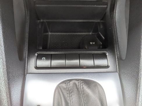 Used 2014 Volkswagen Eos image 28