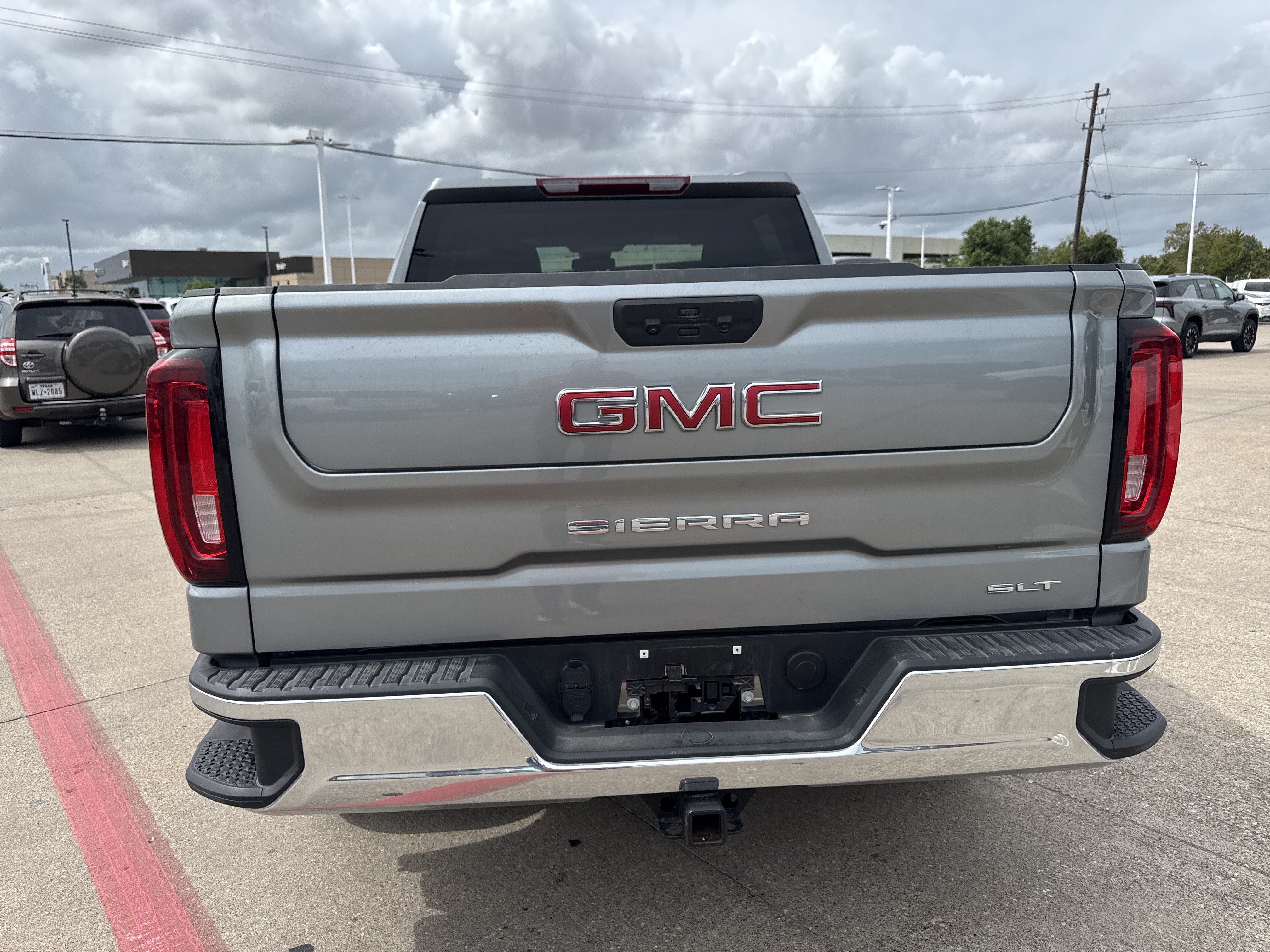 Used 2026 GMC Sierra 1500 SLT RWD image 10