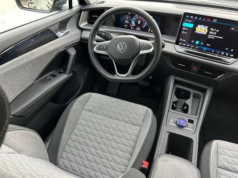 Certified 2026 Volkswagen Tiguan S FWD image 11