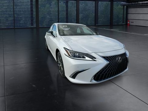 Certified 2023 Lexus ES 350 w/ Premium Package FWD image 3