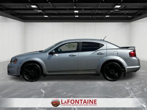 Used 2014 Dodge Avenger SXT w/ Sun/Sound Group image 2