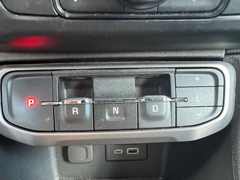 Used 2023 GMC Acadia AT4 w/ Preferred Package AWD/4WD image 35