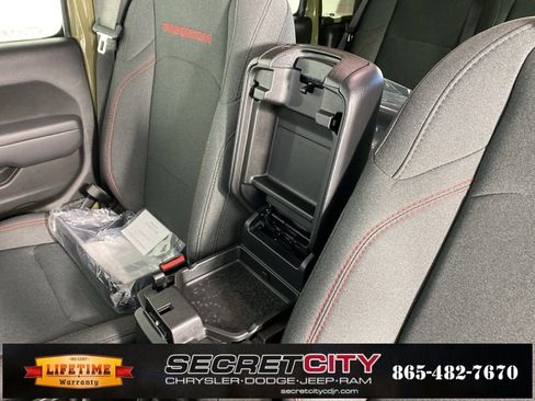 New 2026 Jeep Gladiator Rubicon image 25