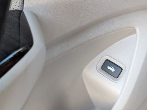 Used 2011 Acura TSX Sedan image 45