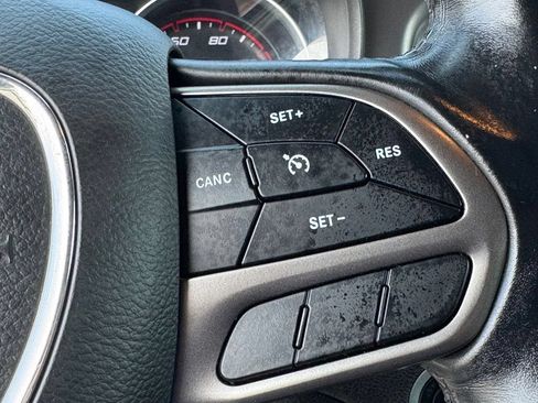 Used 2022 Dodge Charger SXT w/ Leather Interior Group RWD image 26
