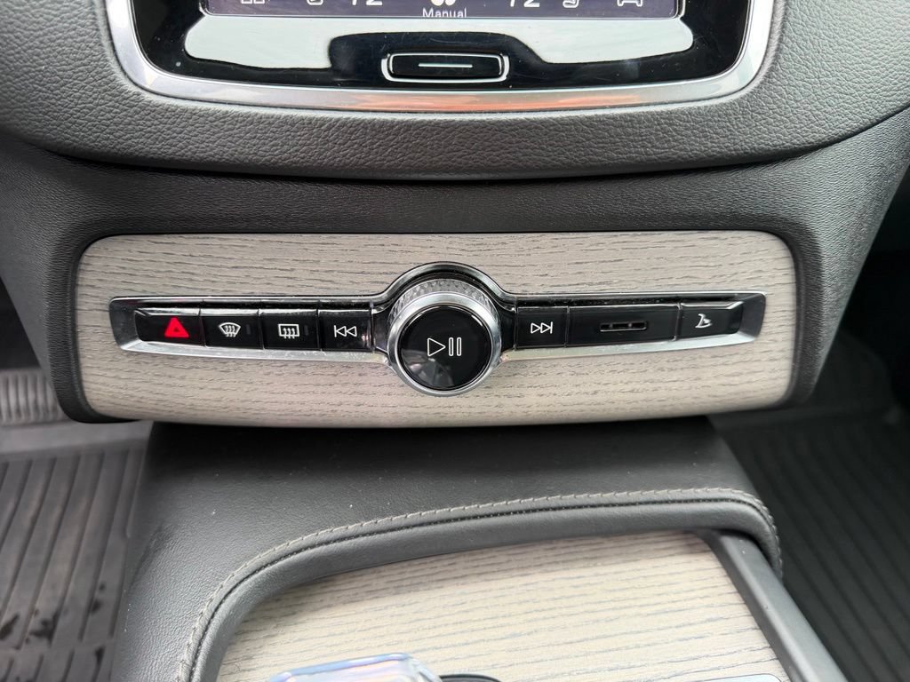 Used 2024 Volvo XC90 T8 Ultimate w/ Protection Package Premier AWD/4WD image 25