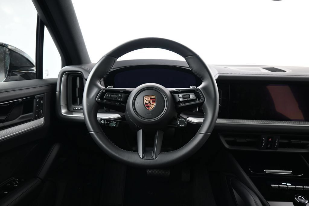 Certified 2026 Porsche Cayenne AWD/4WD image 12