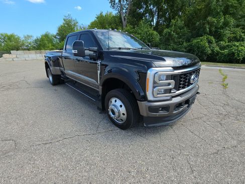 Used 2023 Ford F450 King Ranch w/ FX4 Off-Road Package AWD/4WD image 5