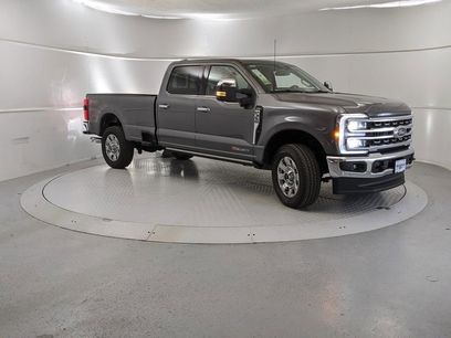 New 2025 Ford F350 Lariat w/ Lariat Ultimate Package