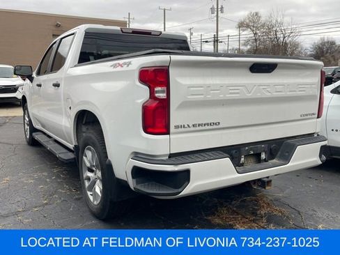 Used 2020 Chevrolet Silverado 1500 Custom w/ Custom Value Package image 2