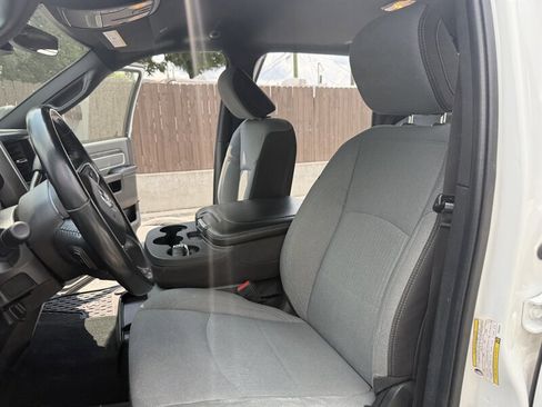 Used 2023 RAM 2500 Big Horn w/ Level 1 Equipment Group image 33