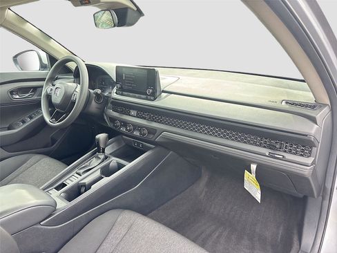 Certified 2024 Honda Accord LX image 30