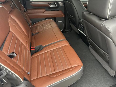 Certified 2026 GMC Sierra 2500 Denali Ultimate image 36