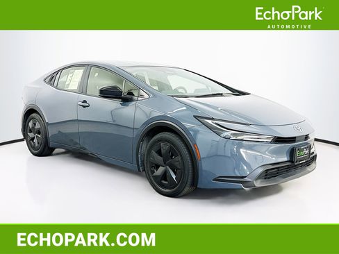 Used 2024 Toyota Prius LE image 1