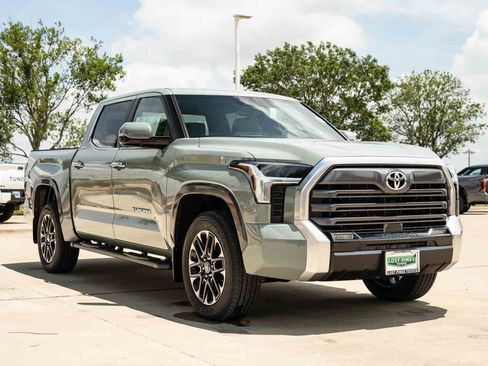 New 2026 Toyota Tundra Limited AWD/4WD image 4